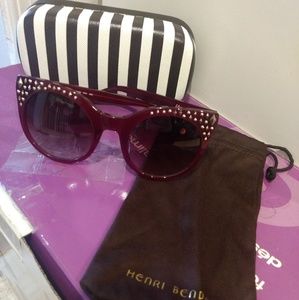 Rare Henri Bendel sunglasses garnet red